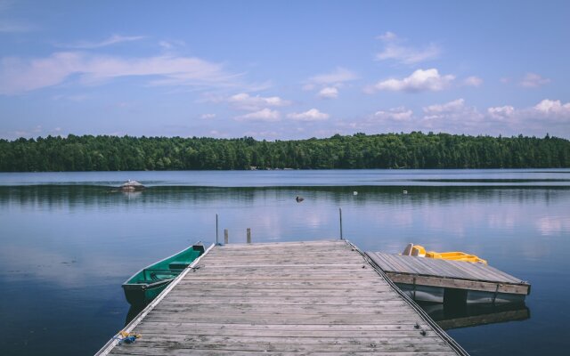 Great Blue Resort Bonnie Lake Resort