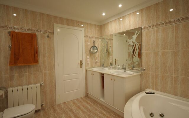 Luxurious Villa with Private Pool in Les Rotes