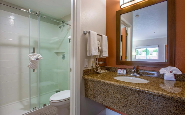 Wildflower Inn at Bell Rock