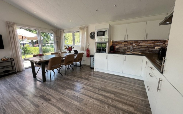 Chalet in Biddinghuizen, Pool Facilities