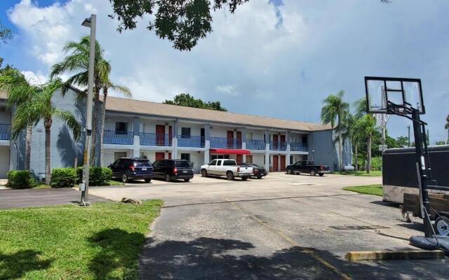 Lakeview Inn & Suites Okeechobee