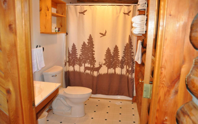 Crooked Creek Guest Ranch