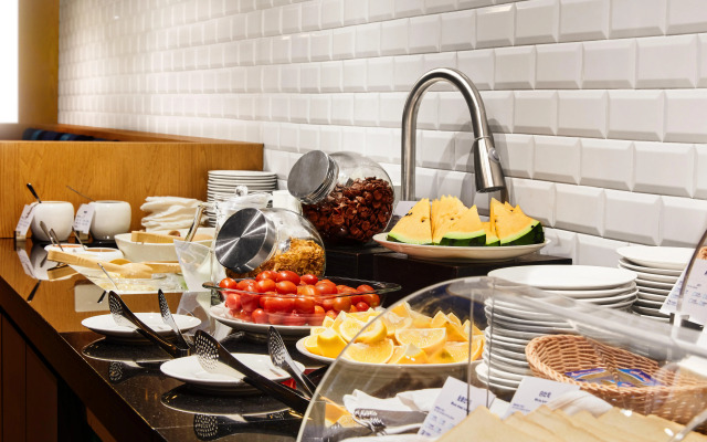 Holiday Inn Express Kaohsiung Love River by IHG