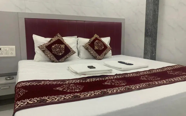 Hotel Sai Plaza