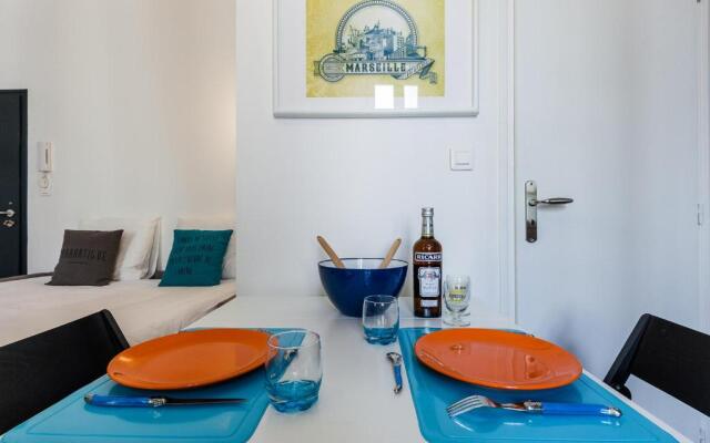 Chez Nous - 7 Appartements sur le Vieux Port