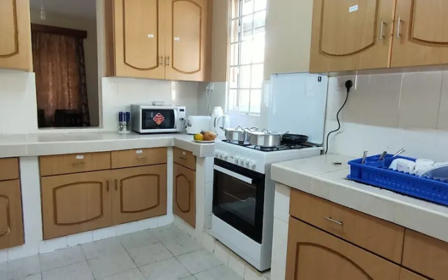 Azanza Mtwapa Holiday Home-B