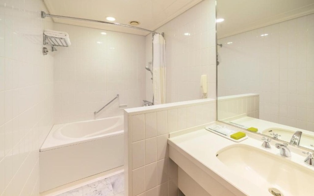Hilton Twin room (트윈 침대 2개) 사진 2
