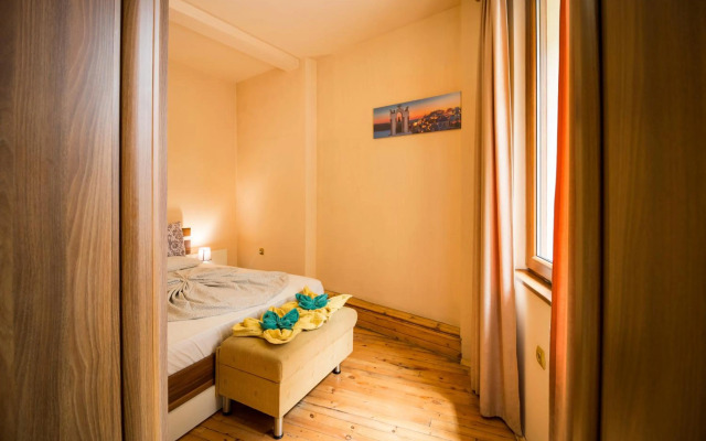 The Rocky House - Central & Private 2BDR