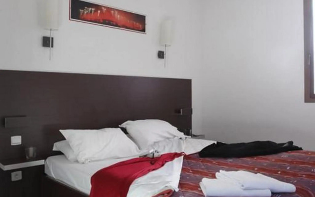 Adonis Carcassonne Résidence la Barbacane