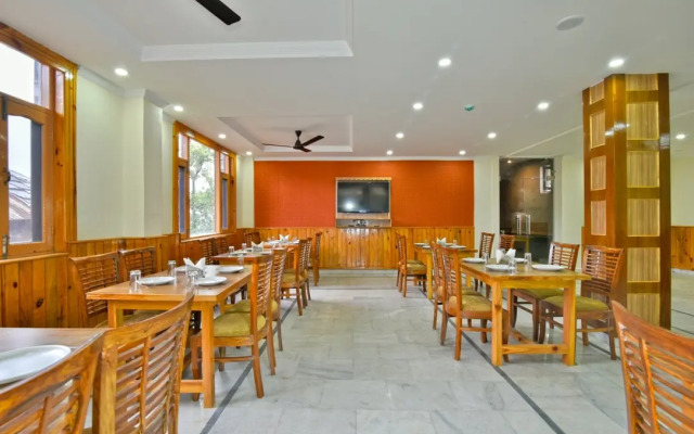 Hotel Pine View - Hotel In Dharamshala