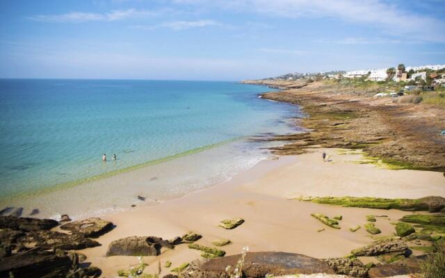A06 - Seaview 1 Bed Apartment by DreamAlgarve