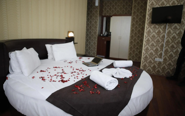 Silivri Safir Hotel & Resort Beach And Restaurant