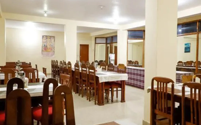 Hotel Neha Palace