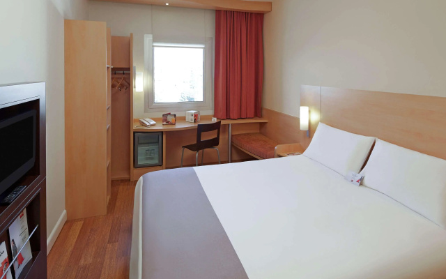 ibis Adana - Image 4