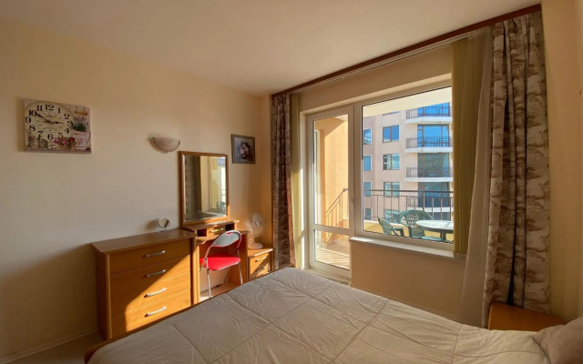 Private Cozy Apartment Blue Marine C16