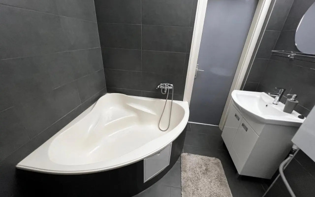 Dave Apartman 2