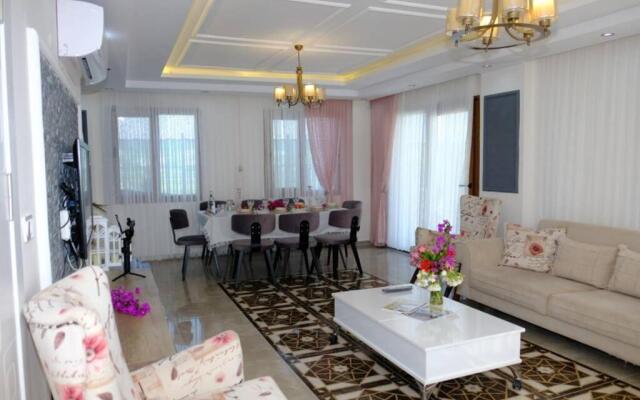 Kardelen Vi̇lla