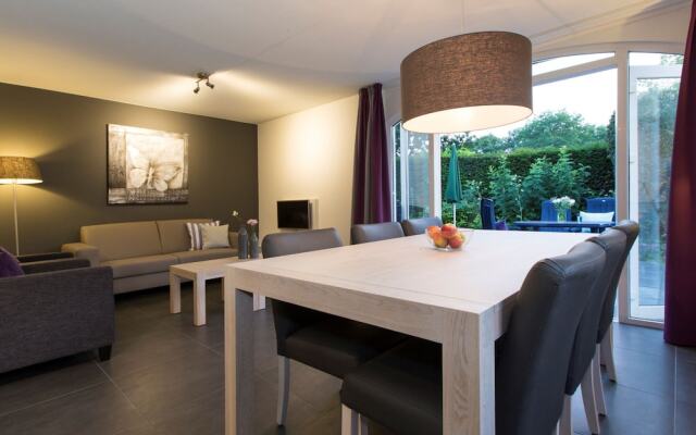 Villa in Arcen With Sun Shower & Garden