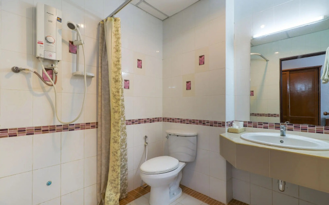 OYO 794 Nice Mum Lodge