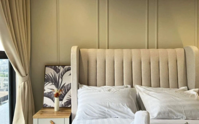 Trion Residence by Emily in Town