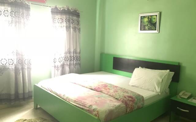 Meadway Luxury Hotels