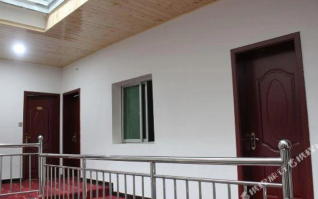 Jinyuan Holiday Hotel