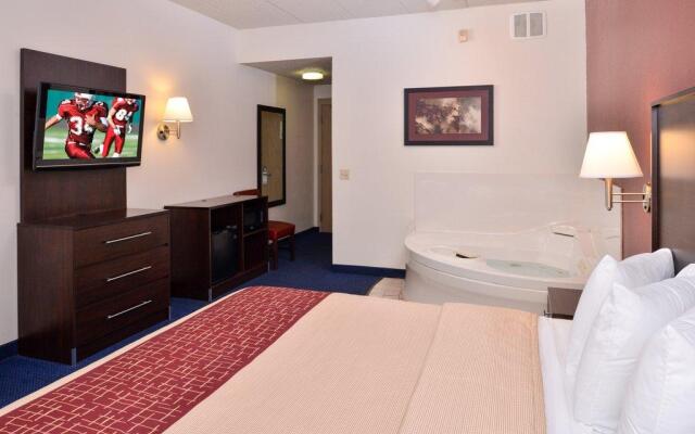 Red Roof Inn Sandusky - Milan