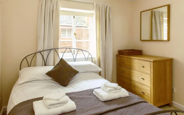 Edinburgh Art Apartments