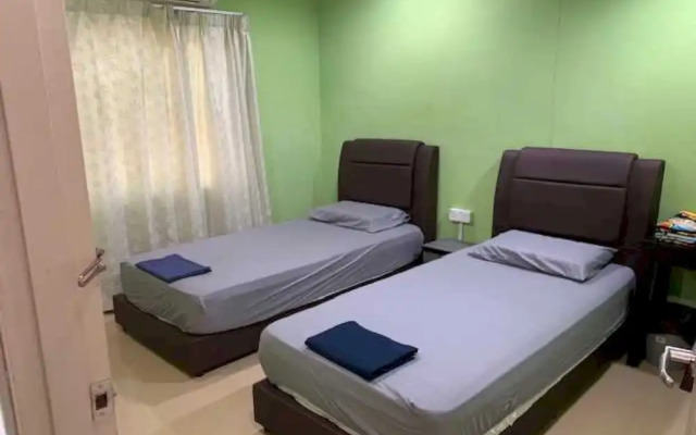 OYO 91025 THHomeStay