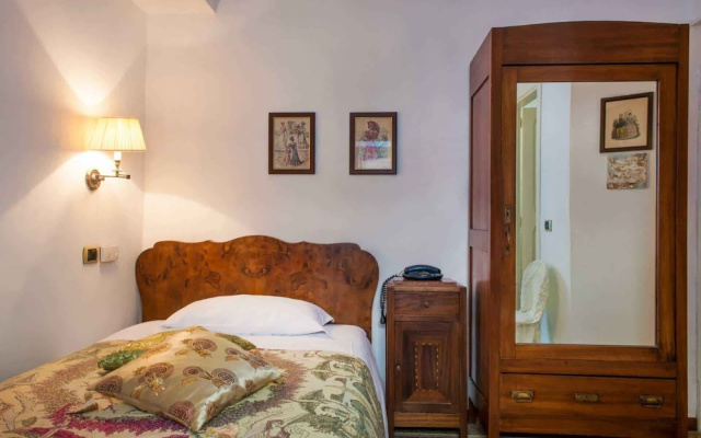Hotel Antico Furlo