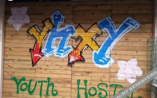 Yinghua Xiaoyu Hostel