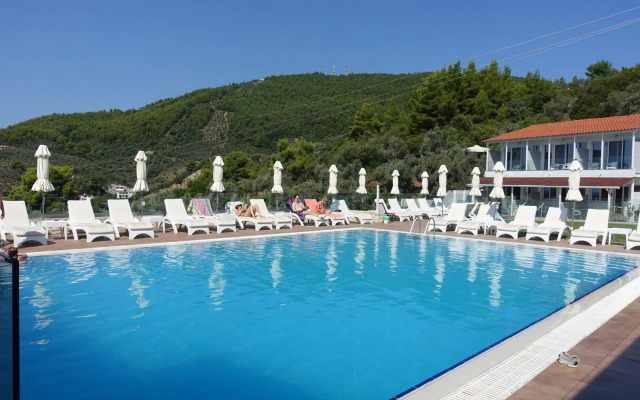 Rene Hotel