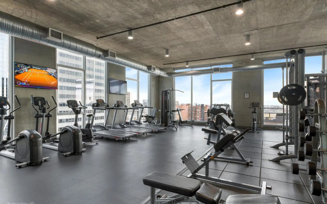 Cloud9 - West Loop Gate at JeffJack