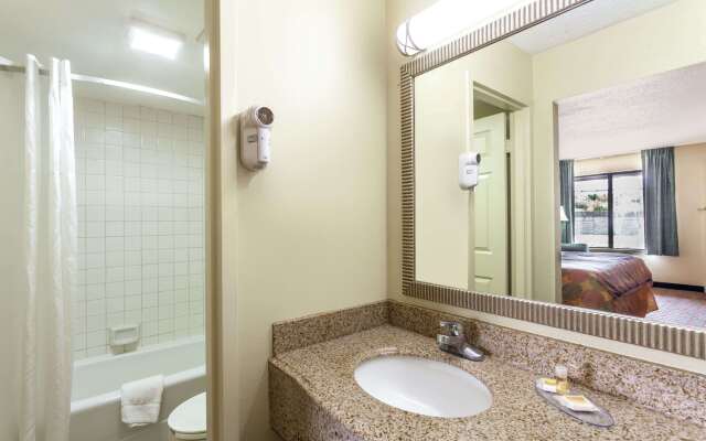 Days Inn by Wyndham Lebanon