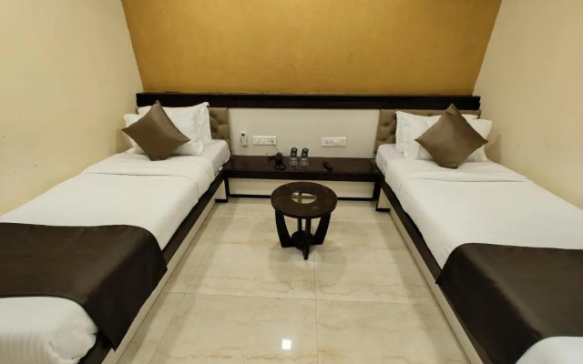 The Majlis Hotel - Near Taj Hotel Colaba