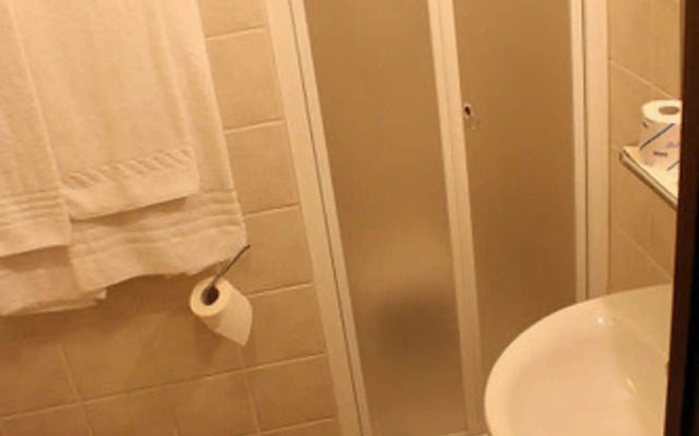 Sara Hotel