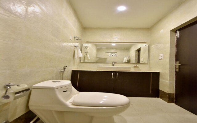 OYO 12770 Hotel Mirage Residency