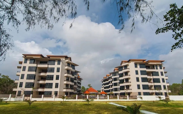 Samsuria Beach Resort & Residence