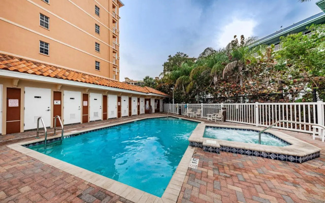 Waterfront Breeze Condo Condo
