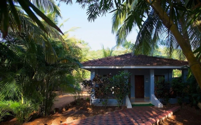 Dunhill Beach Resort