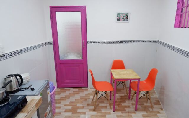 Winter Spring Homestay Center