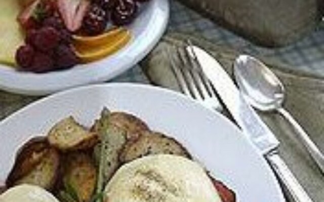 Humboldt House Bed & Breakfast