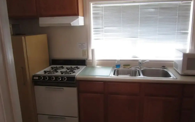 Wapiti Self-Service Lodge
