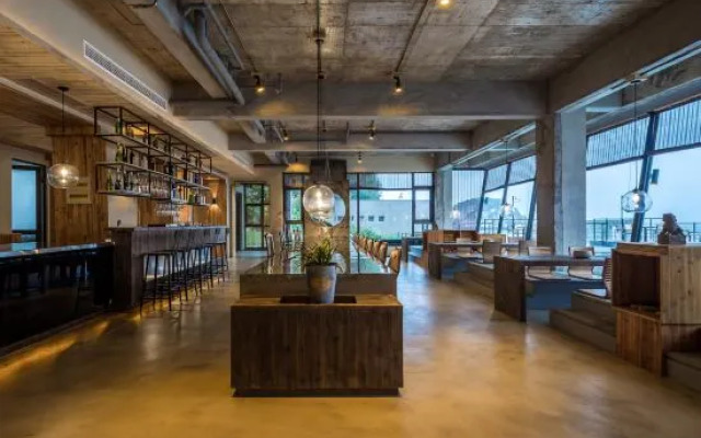 Zuoshe Linghai Boutique Hotel