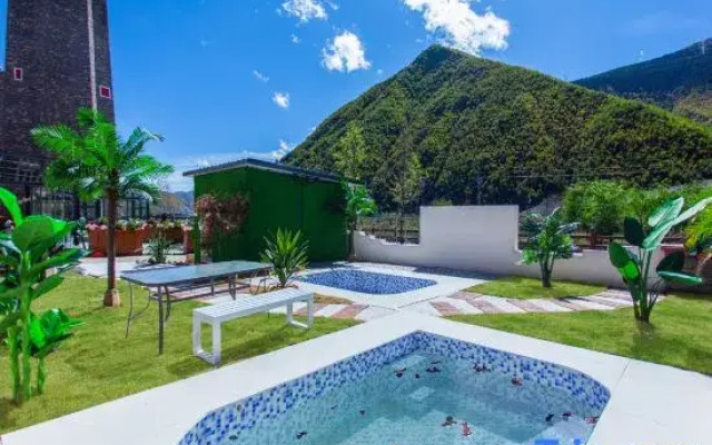 Kangding Yinian Light Luxury Homestay
