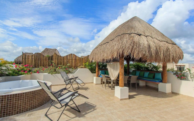 Condos Perfectly Situated Between the Beach & Tulum Town by Stella Rentals