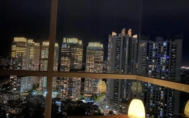 3BR apt Springhill Terrace, golf view