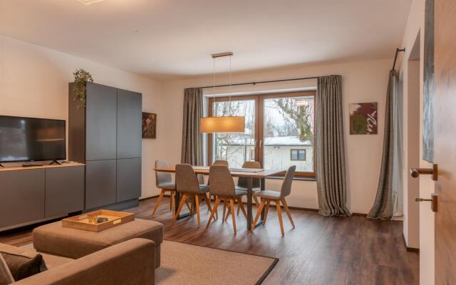 Finest Villa Zell am See - Skihaserl