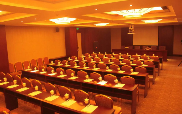 Suzhou Canal Garden Hotel
