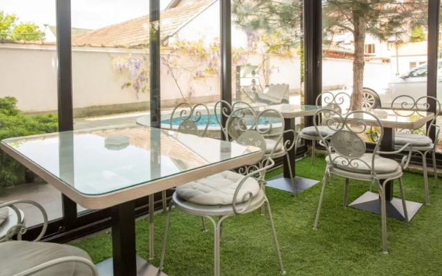 Boutique Hotel Arta